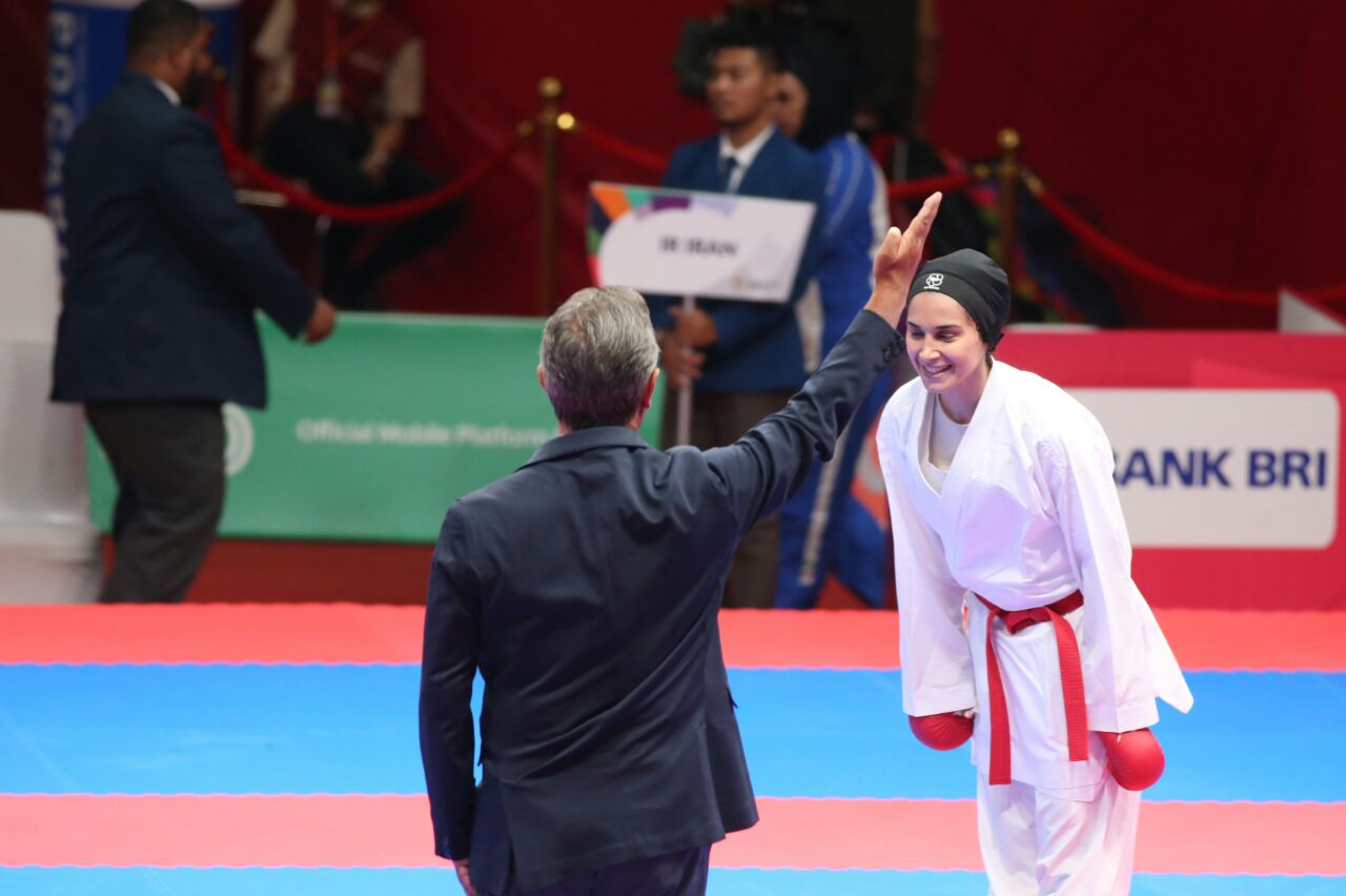 دومین نقره دختران کاراته کای ایران بر گردن رزیتا علیپور