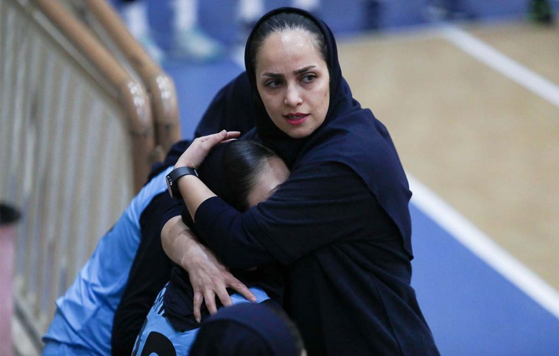 فتوحی: در یزد تنهاییم | هوران در وضعیت هشدار