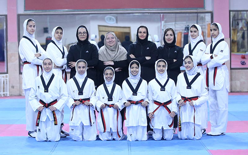 سهم دختران تکواندو: دو نقره و یک برنز