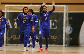 سه امتیاز، هدیه نسترن مقیمی به استقلال در کرمان