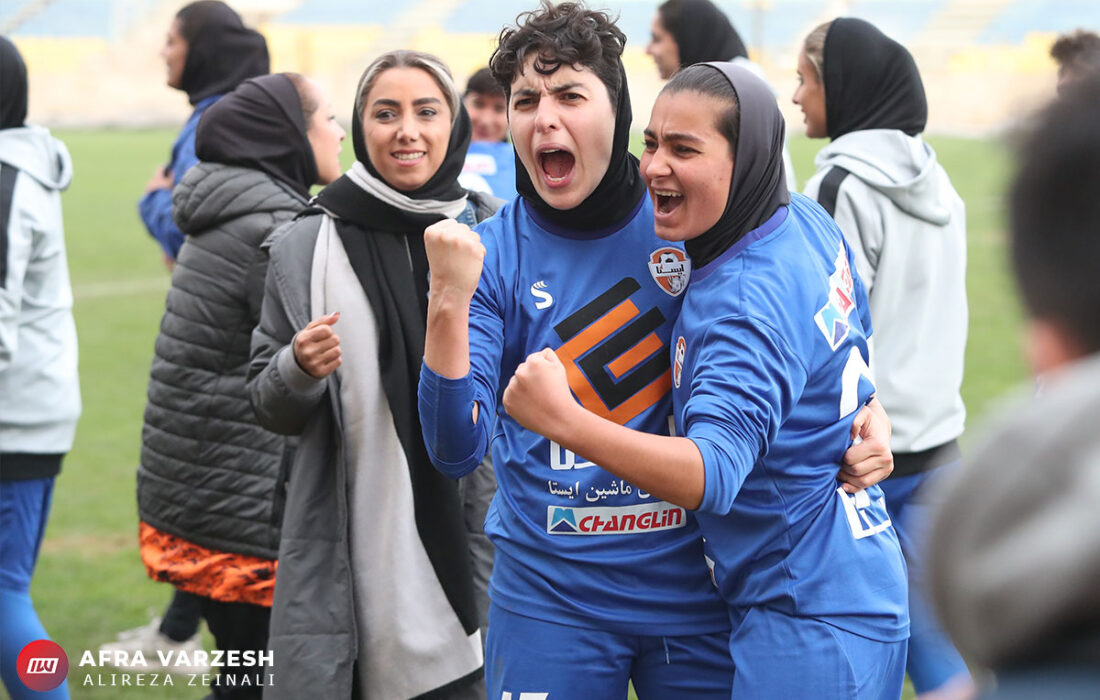 شکست پرسپولیس برابر ایستا | روزهای خوش ایلام