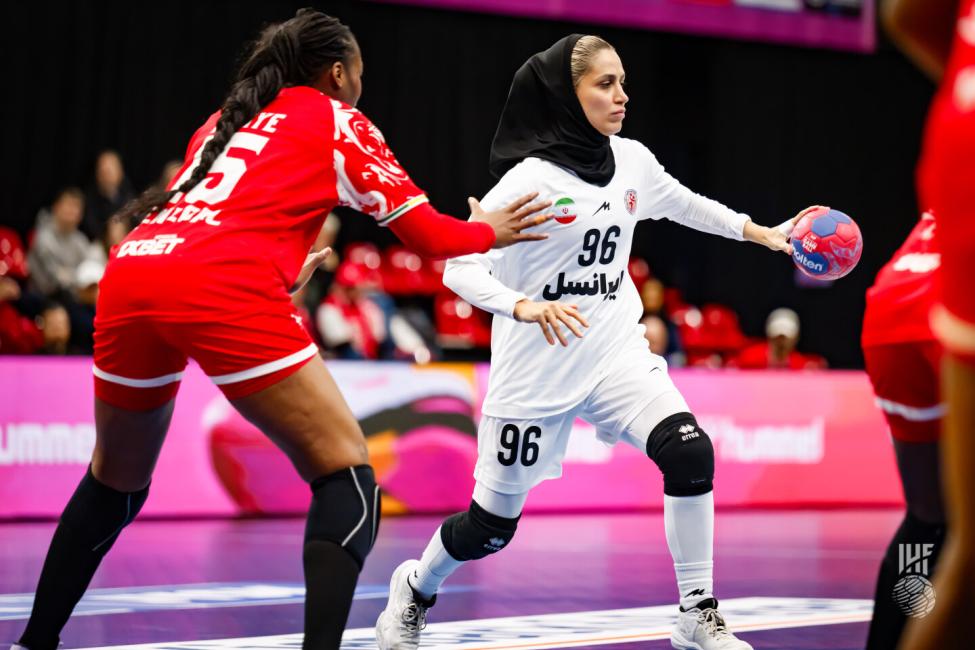 چرا هندبال زنان ایران در سطح جهانی ناکام است؟
