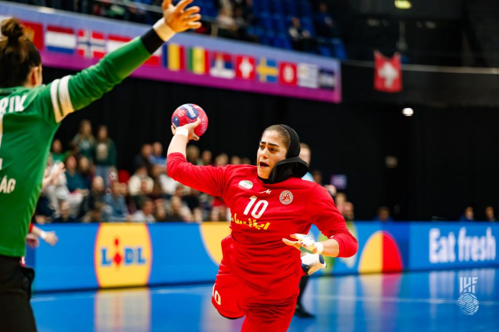 شکست سنگین دختران هندبال برابر کرواسی